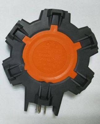 170トンの垂直二色注射鋳造機 出口延長コード電源ハブ