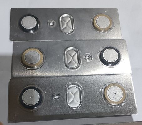 新エネルギー電池カバーのための120トンの垂直二色注射鋳造機