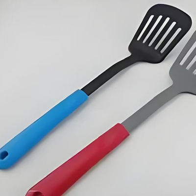 120 トン 2 色垂直注射鋳造機 キッチン用具の製造
