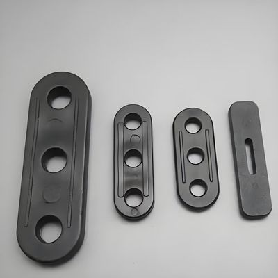 55 トン 高速垂直注射鋳造機 テントブレーケットアクセサリーを作る