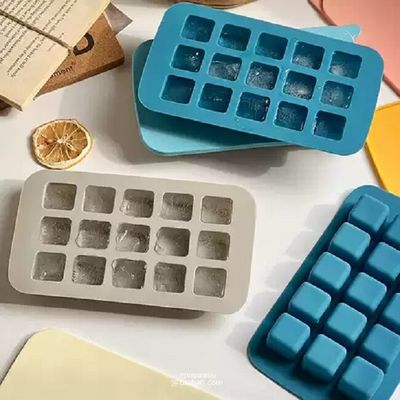 120 トン低作業台回転テーブル シリコンアイストレイの製造のための垂直注入鋳造機